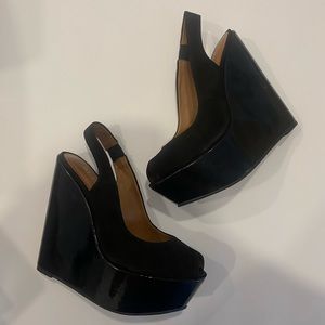 Aldo black wedge sandal